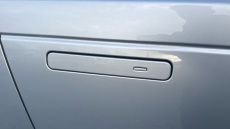 Land Rover Range Rover Velar 2.0 D200 SE 5dr Auto Diesel Estate